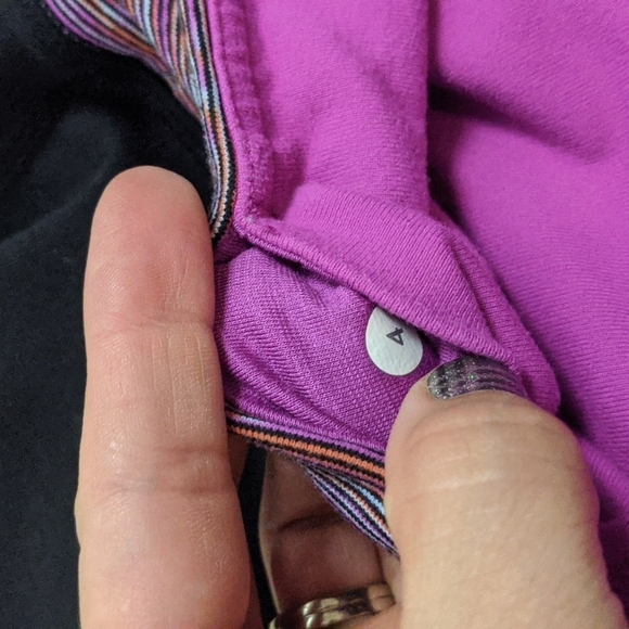 Lululemon Gather and Crow Crop Leggings Black/Wee Are From Space Pink sz 4 - Picture 10 of 12